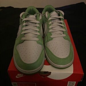 Nike dunk low